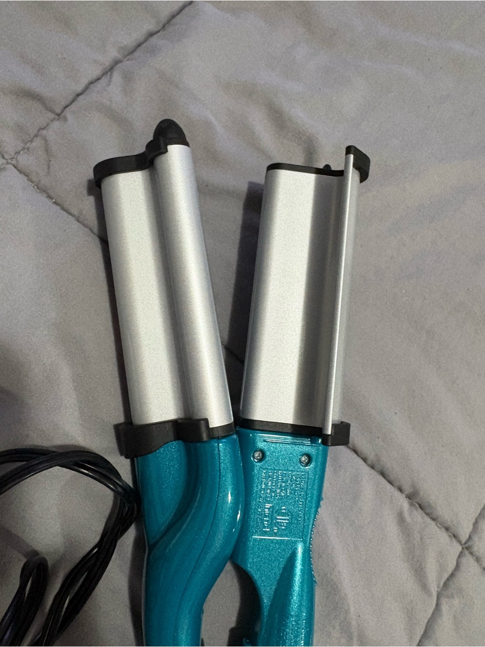 TIGI Bed Head Wave Artist Hair Waver in Teal
